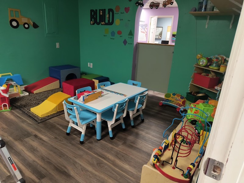 Little Bees Early Learning Center Commercial Way photo 4