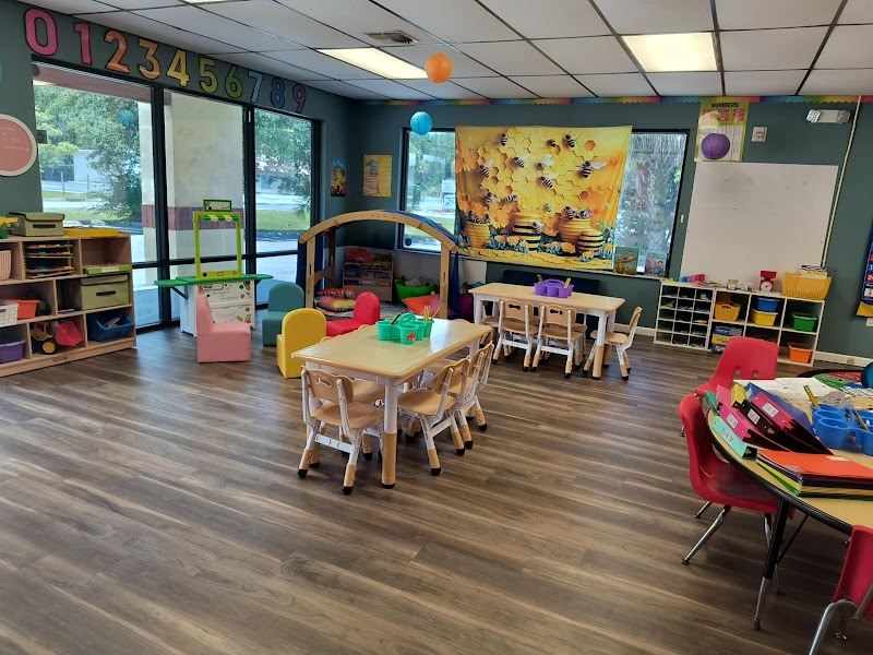 Little Bees Early Learning Center Commercial Way photo 2
