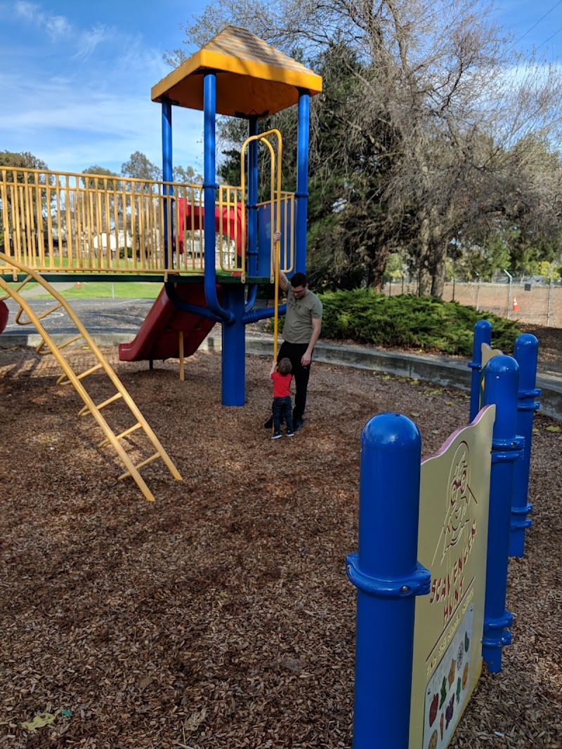 Beelard Park photo 5