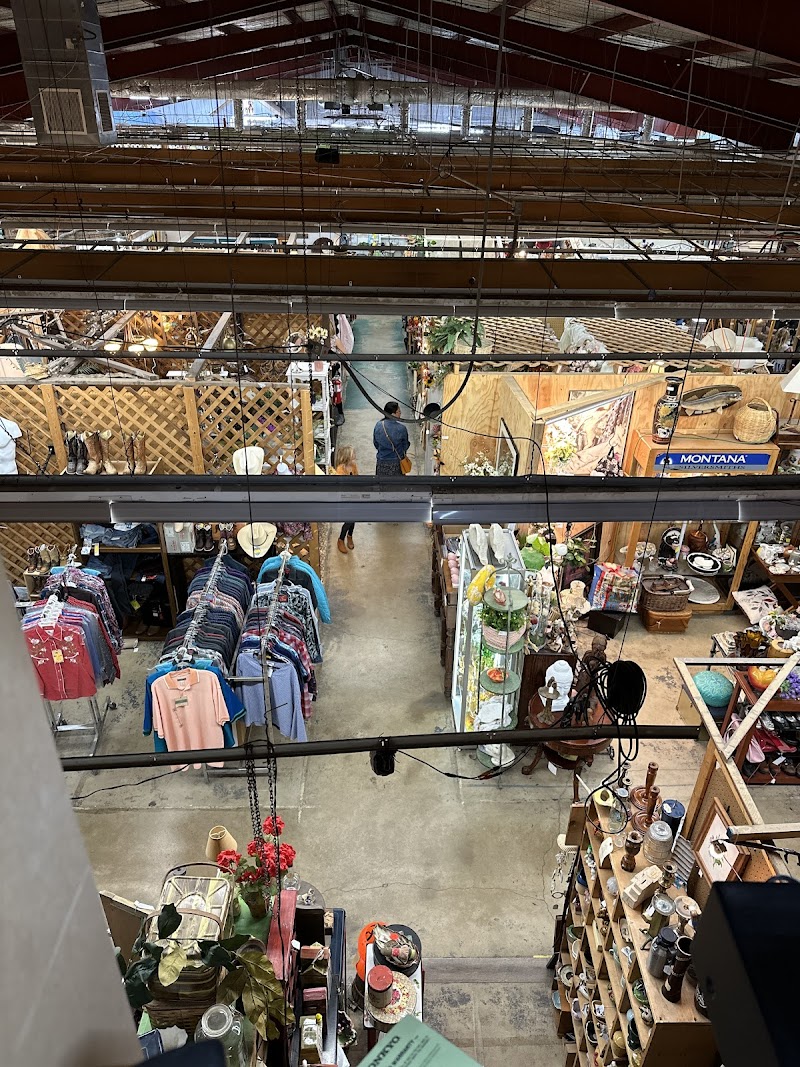 The Lafayette Flea photo 4