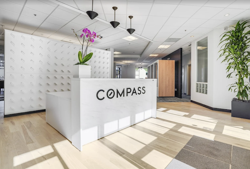 Paige Brown | Silicon Valley Real Estate Advisor | Compass photo 2