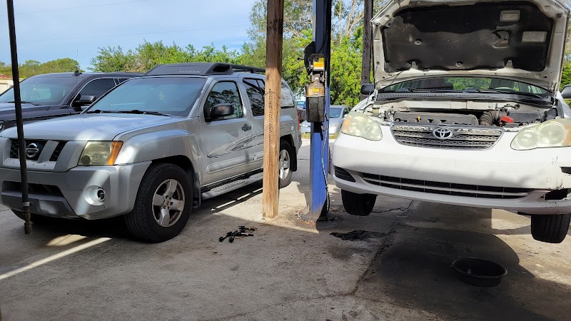 10,000 RPM Auto Repair LLC photo 4