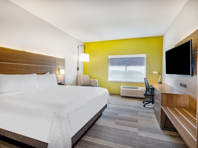 Holiday Inn Express & Suites Ruskin - Sun City by IHG photo 5