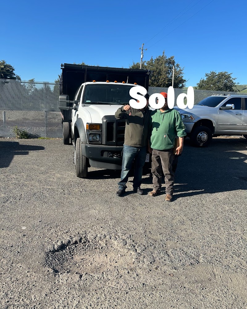 Truck Sales by Longoria Bros photo 5