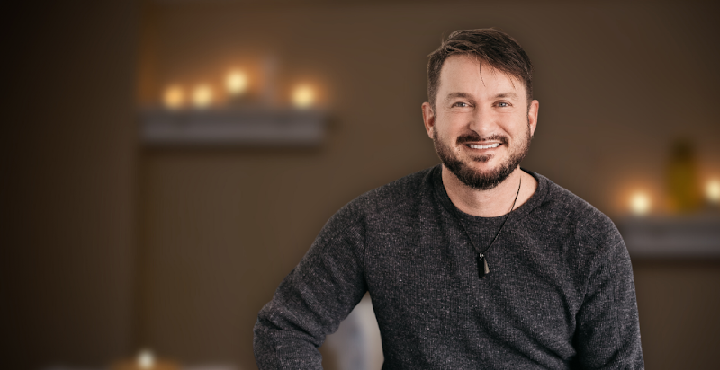 Photo of Darren Main