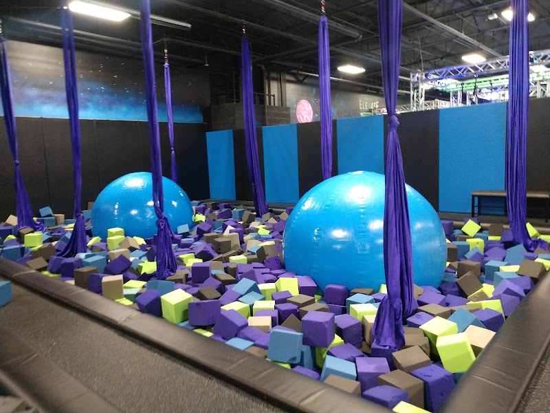 Elevate Trampoline Park photo 4