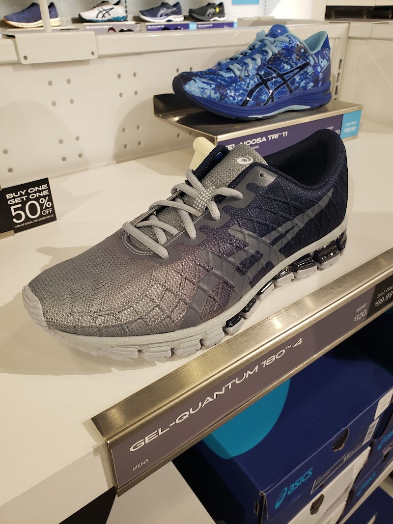 ASICS photo 3