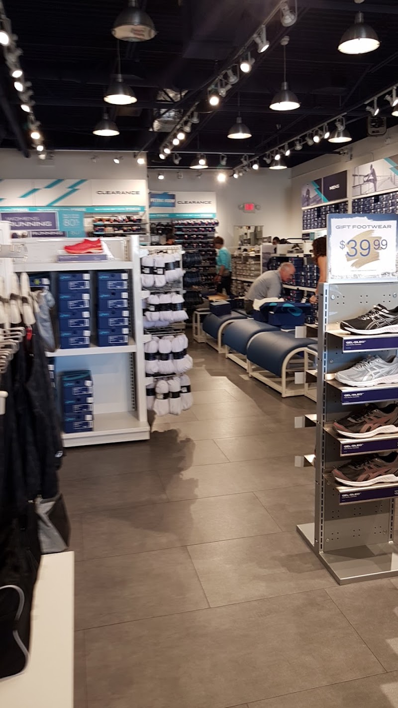ASICS photo 2
