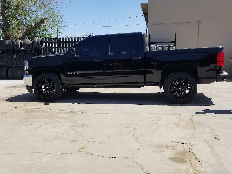 Little O Tire photo 5