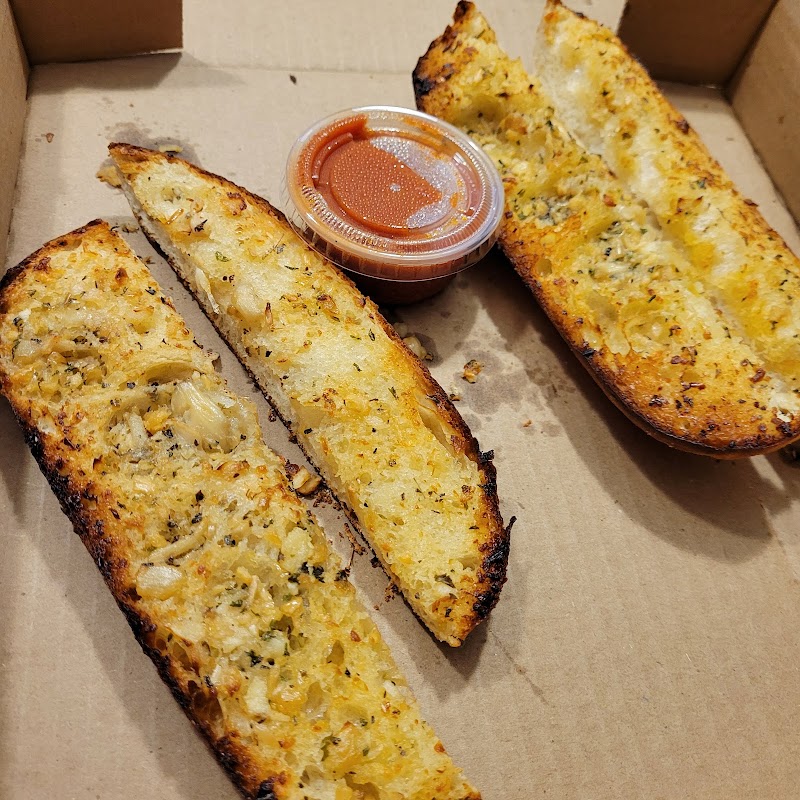 UNI Pizzeria & Grill photo 4