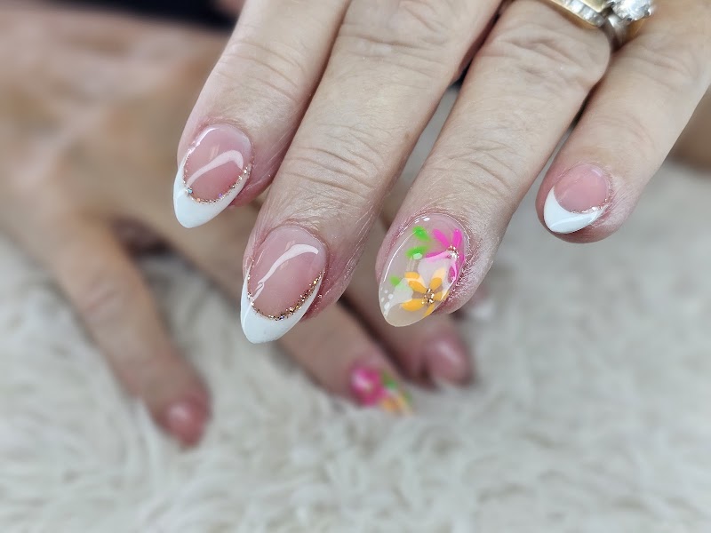 Ty Nails photo 2
