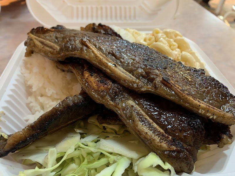 L & L Hawaiian Barbecue photo 4