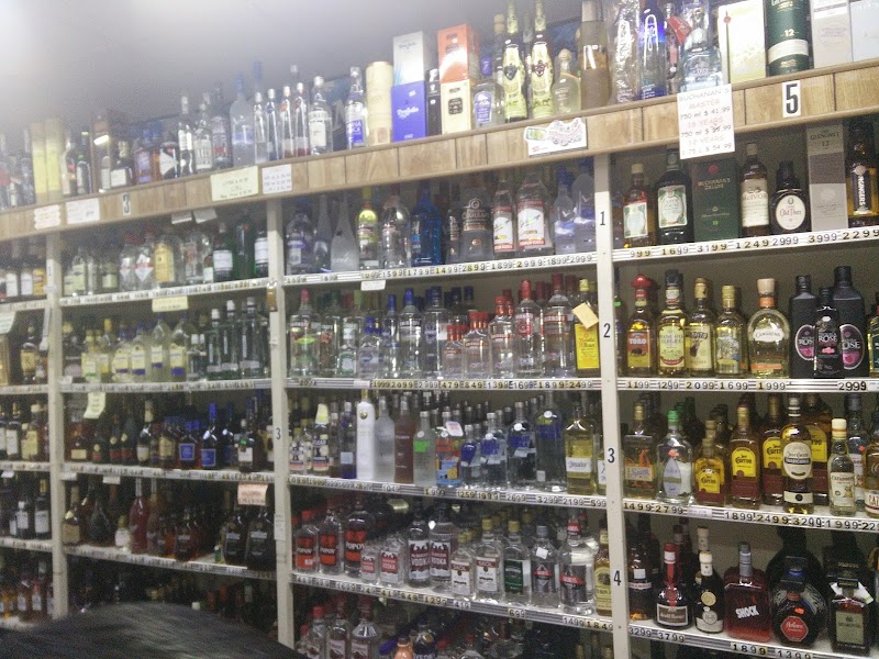 Bevilles Liquor photo 3