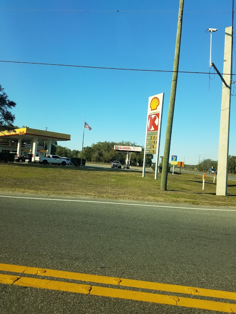 Bevilles Liquor photo 5