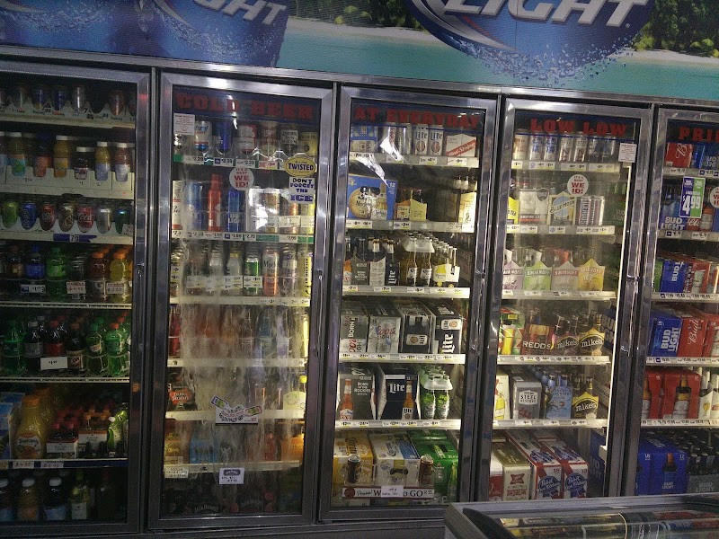 Bevilles Liquor photo 4