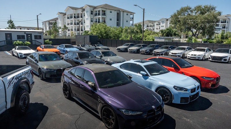 Premier Auto Lounge photo 2