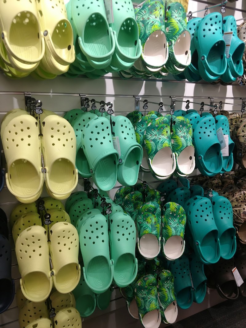 Crocs at Vacaville Outlet photo 4