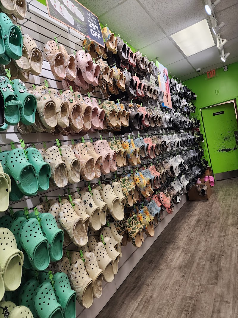 Crocs at Vacaville Outlet photo 2