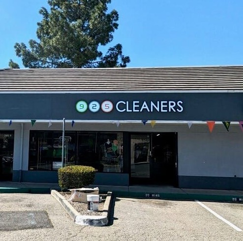Photo of 925 Cleaners