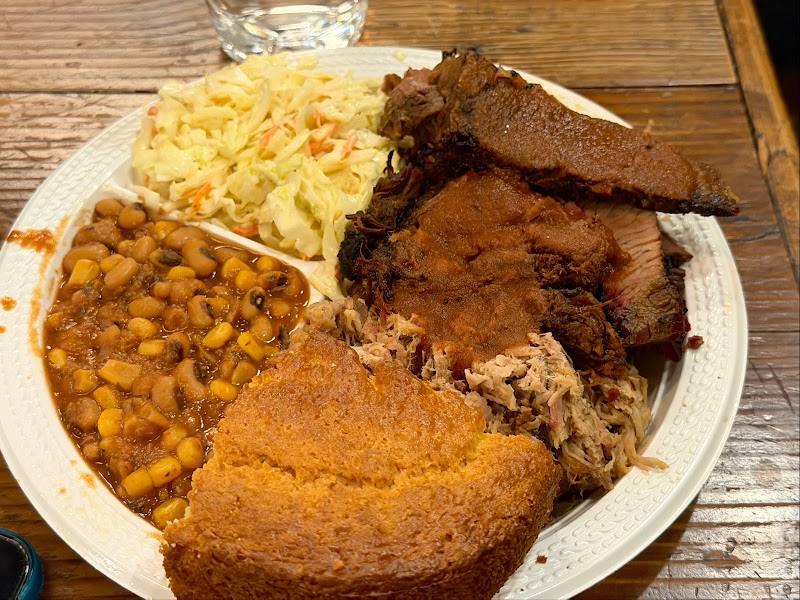 Willard's Real Pit BBQ photo 4