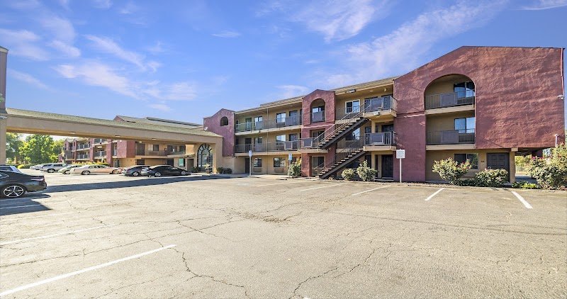 Photo of Budget Inn and Suites