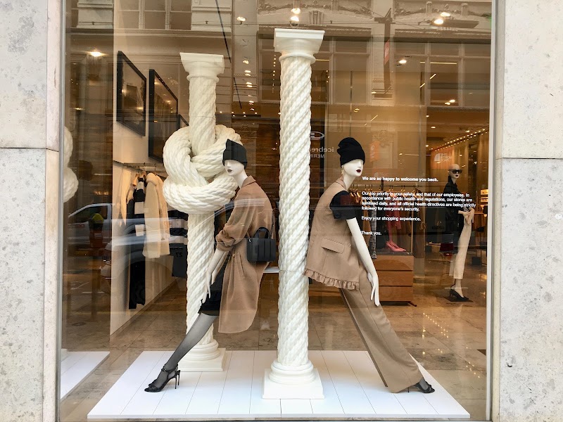 Max Mara photo 4