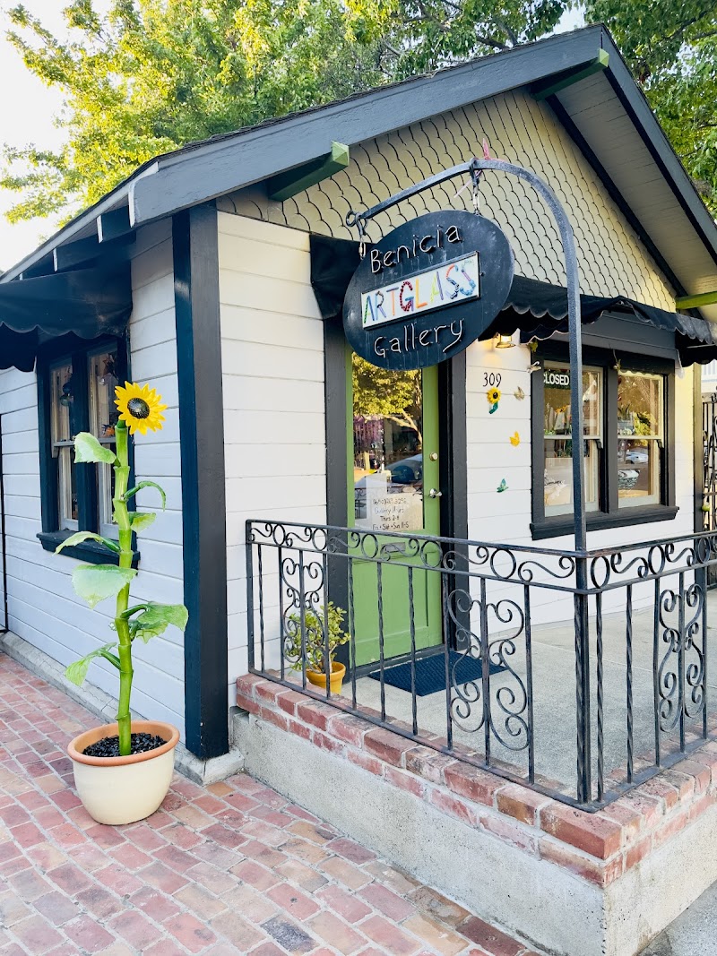 Benicia Art Glass Gallery photo 3