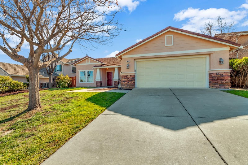 Photo of Sandra Padilla, Allison James Estates and Homes Elite