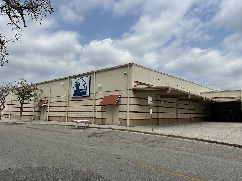Fort Myers Skatium photo 4