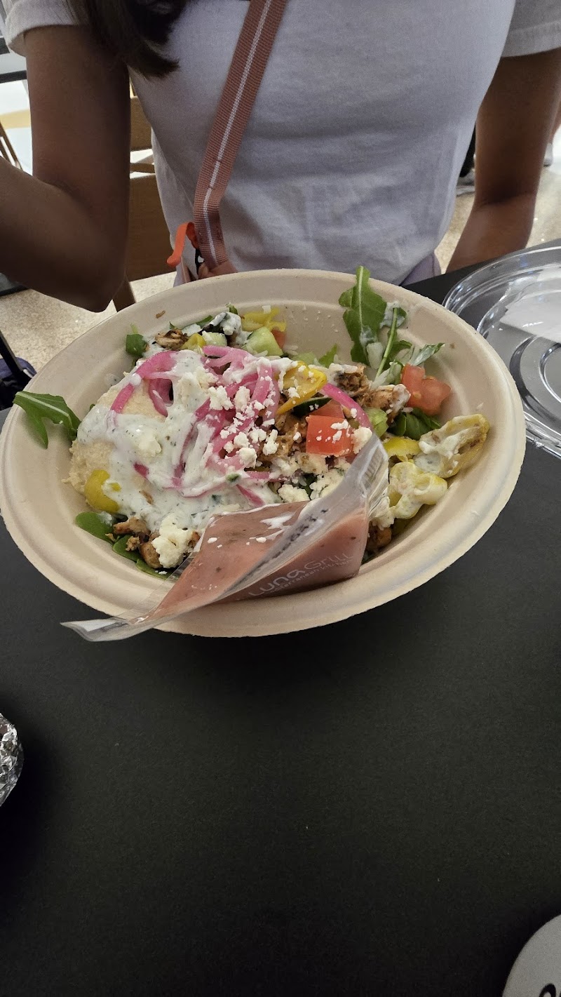 Luna Grill photo 4