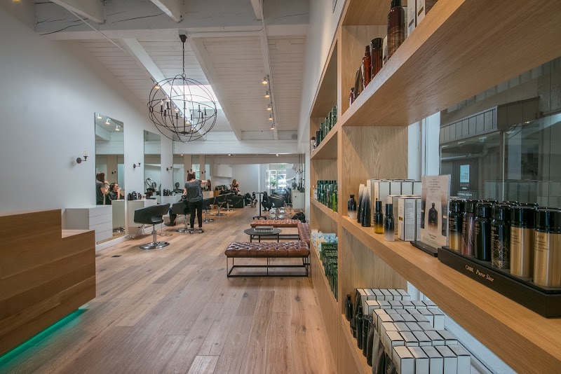 D&O Salon photo 2