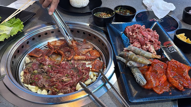 KPOT Korean BBQ & Hot Pot photo 2