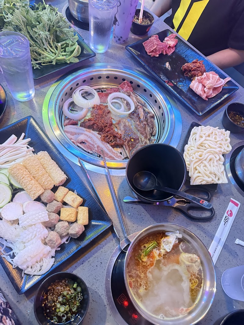 KPOT Korean BBQ & Hot Pot photo 4