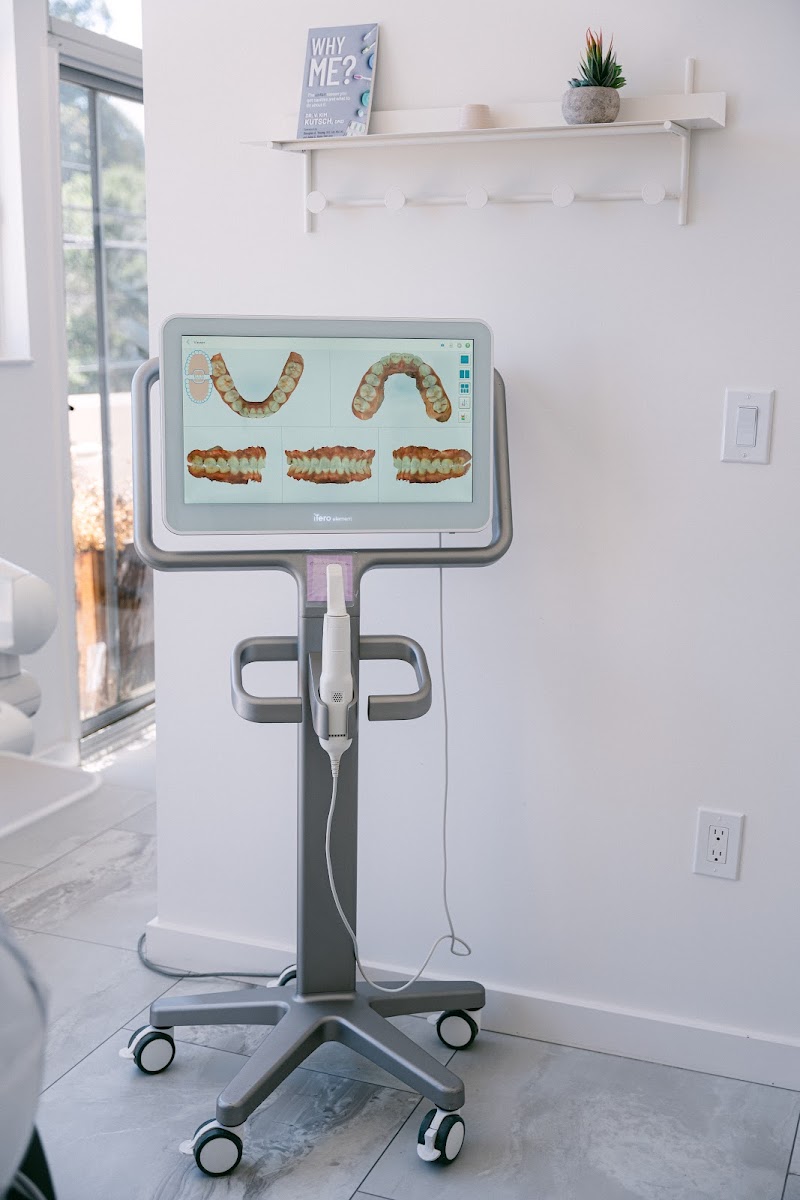 Carlmont Dental Care photo 5