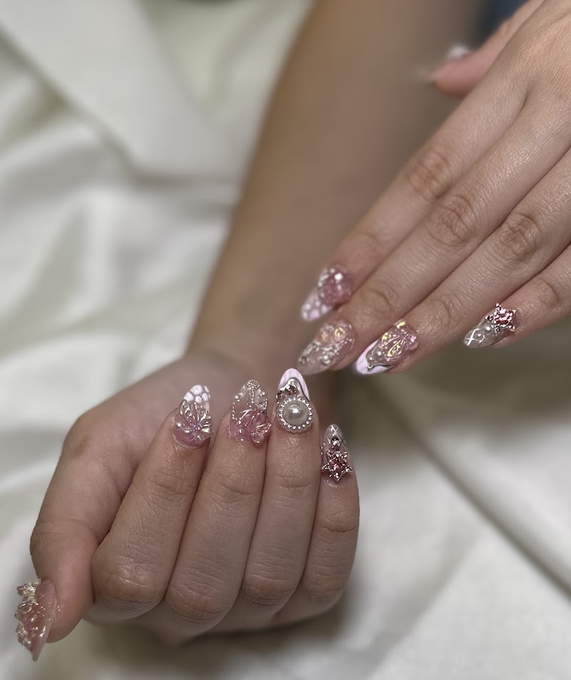 Nails Couture Of Holiday photo 4