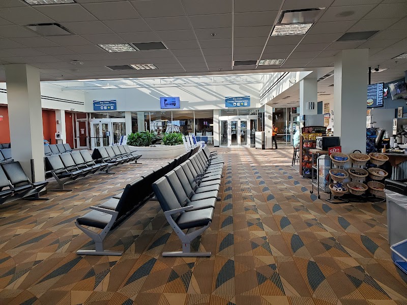 Gainesville Regional Airport photo 3