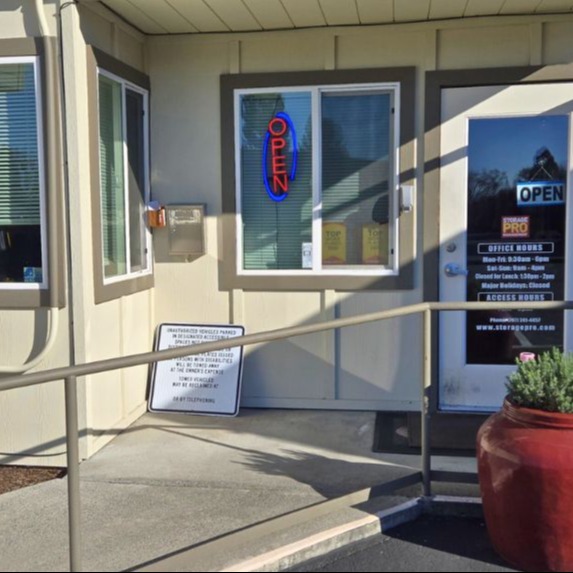 Redwood Self Storage photo 4