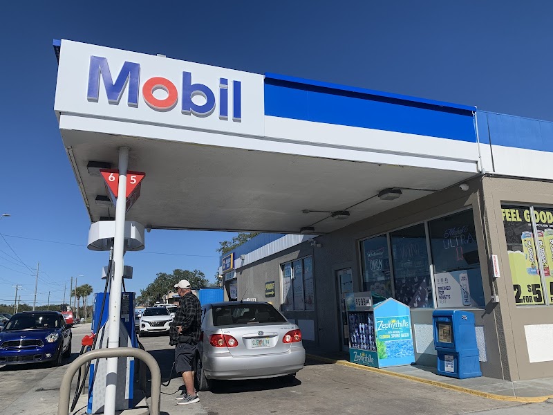 Palm Harbor Mobil & Auto Service Center photo 2