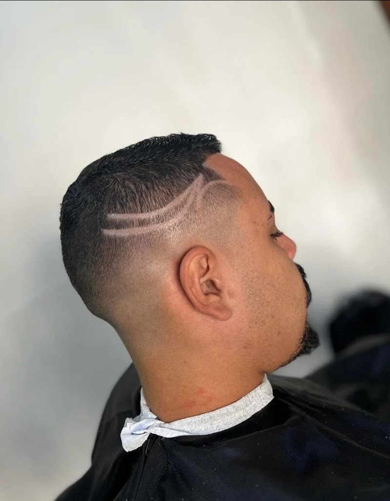 Men's Haircuts photo 3