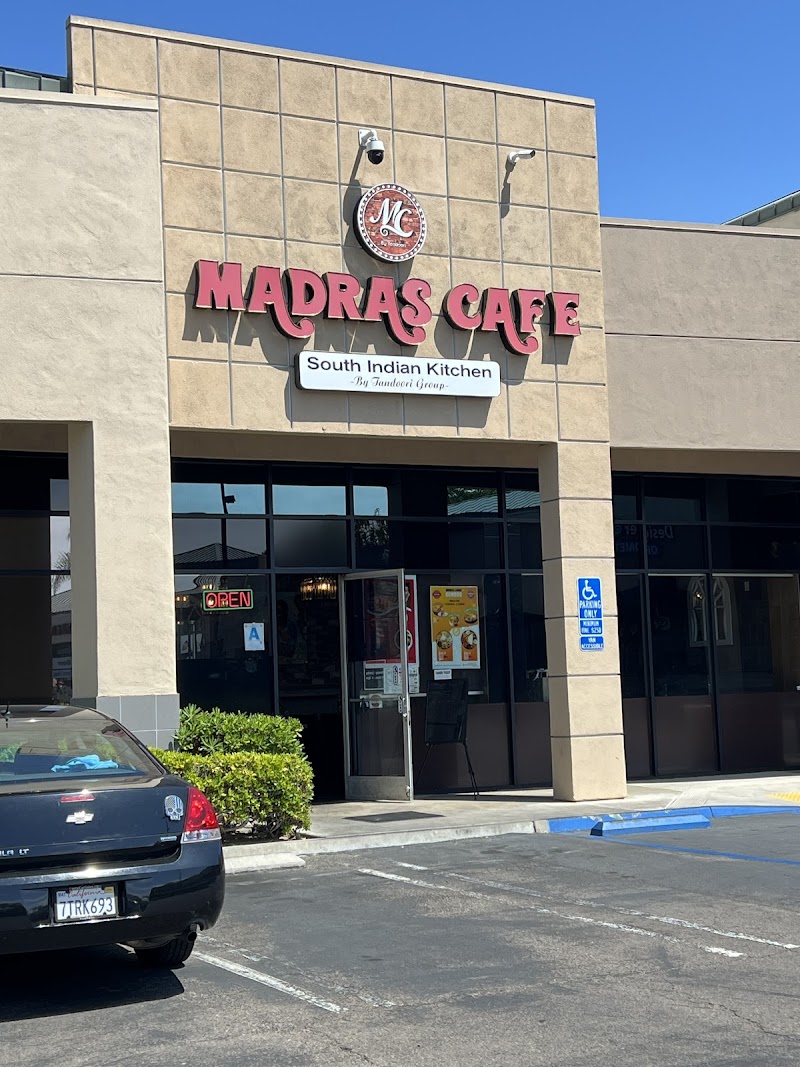 Madras Cafe Indian Restaurant & Catering photo 4