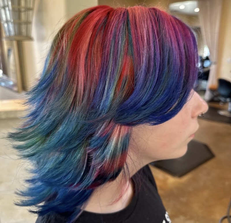 Majiik Salon photo 2