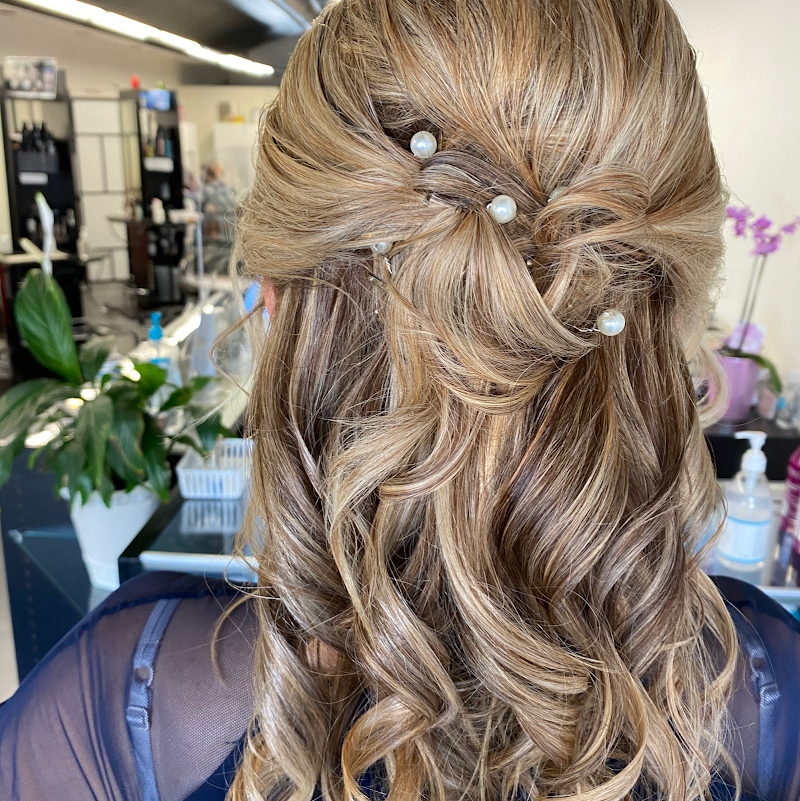 Addiction Hair Studio photo 2