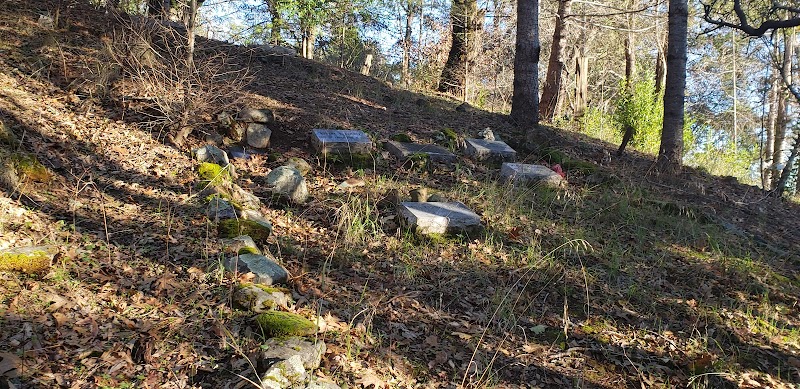 Napa Redwoods Cemetery photo 3