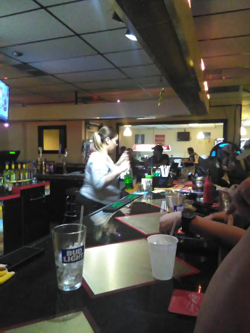 Bullfrog Creek Bar and Liquors photo 3