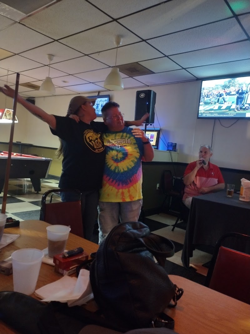 Bullfrog Creek Bar and Liquors photo 2