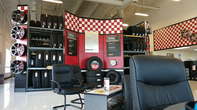 Les Schwab Tire Center photo 2