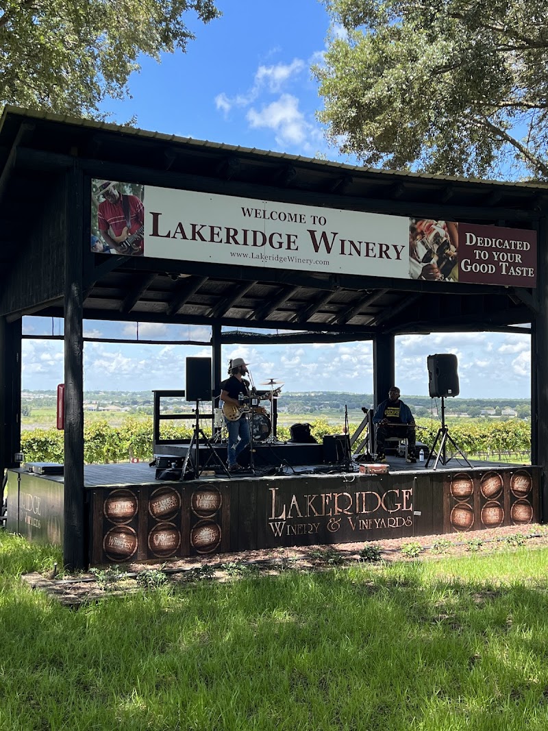 Lakeridge Winery & Vineyards photo 4