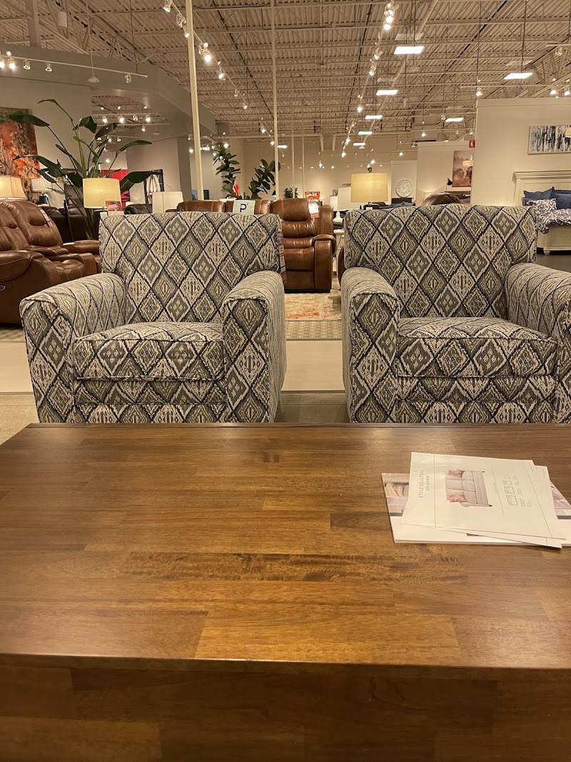 Bob Mills Furniture photo 4