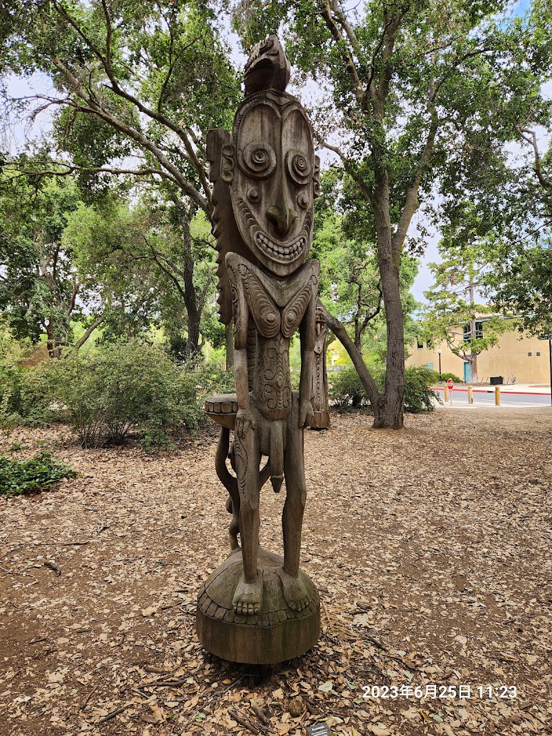 Photo of Papua New Guinea Sculpture Garden (PAPU)