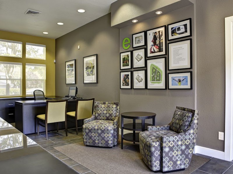 Photo of eaves Union City